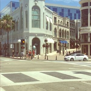 Meet your Posher, Quin